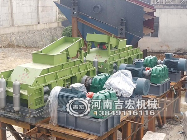 對輥破碎機-砂石骨料生產設備制造行業的一次新突破！